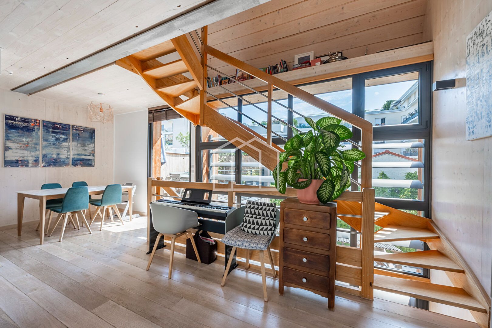 Maison à louer, 164m², Suresnes
