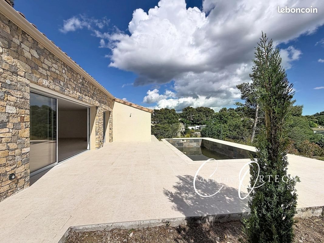 Maison à vendre, 137m², Nîmes