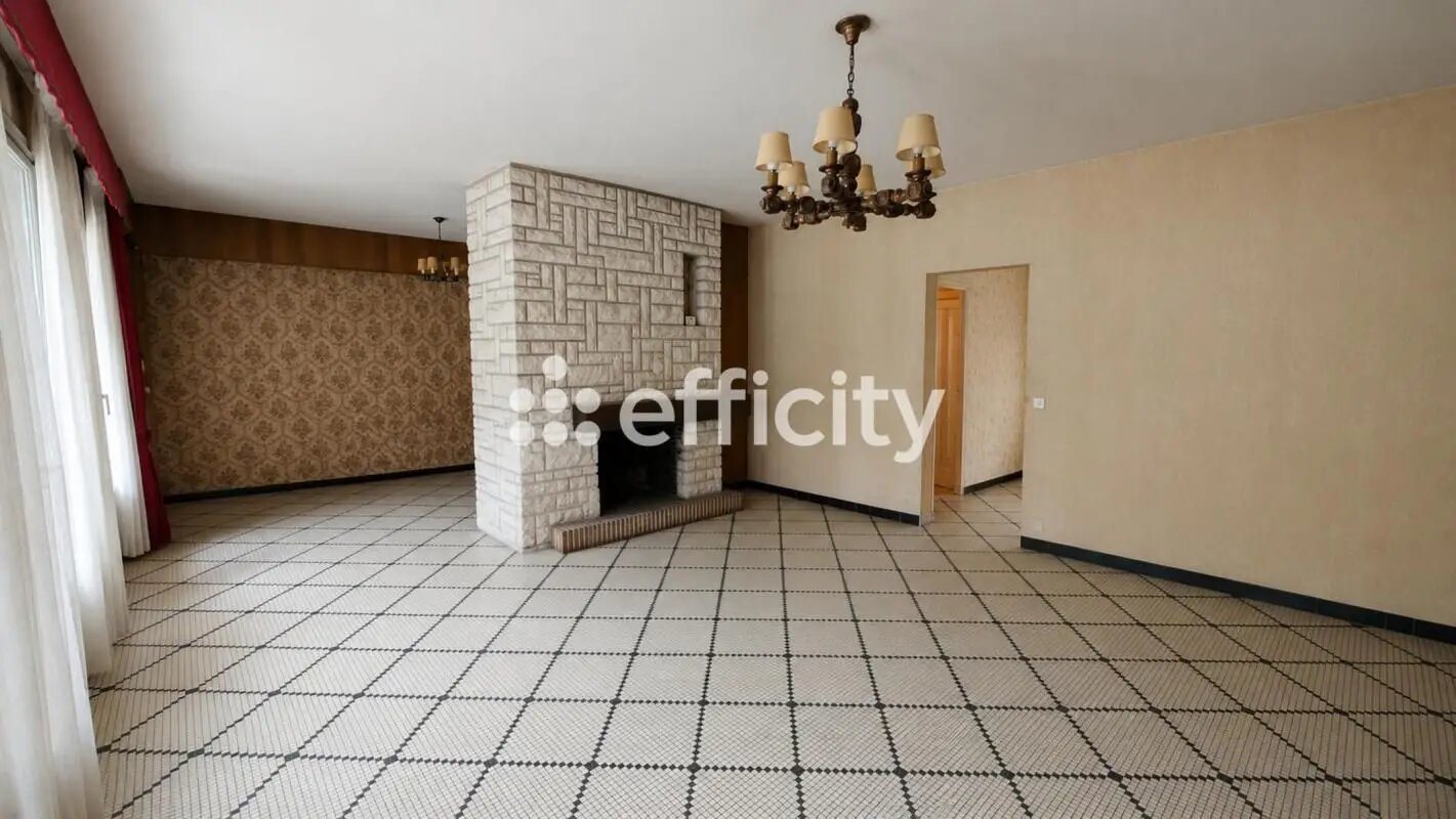 Maison à vendre, 226m², Rochecorbon