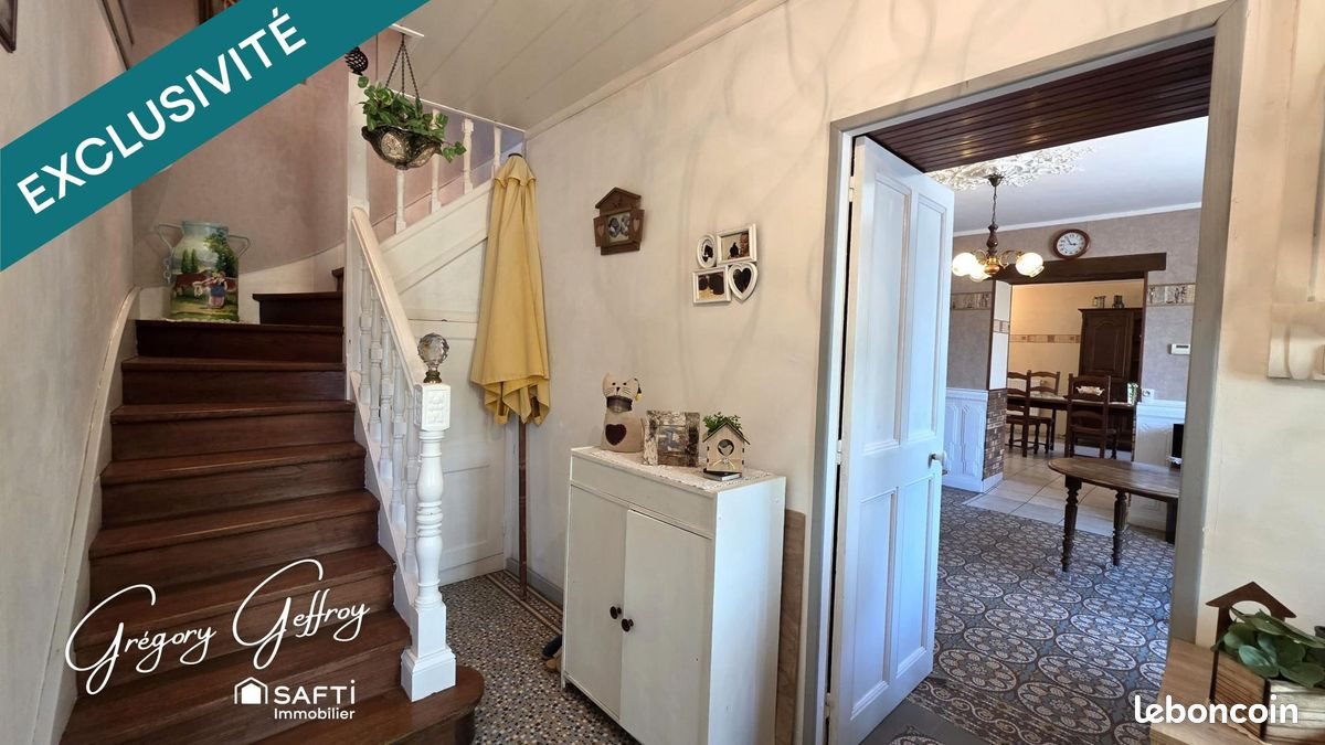 Maison à vendre, 151m², Sassy