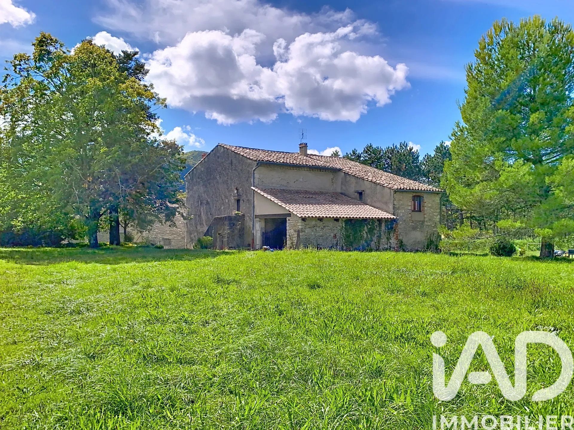 Maison à vendre, 272m², Le Poët-Laval