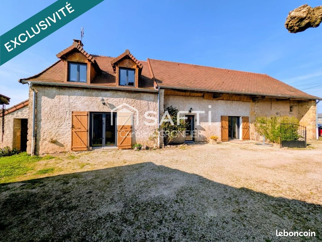 Maison à vendre, 192m², Charolles