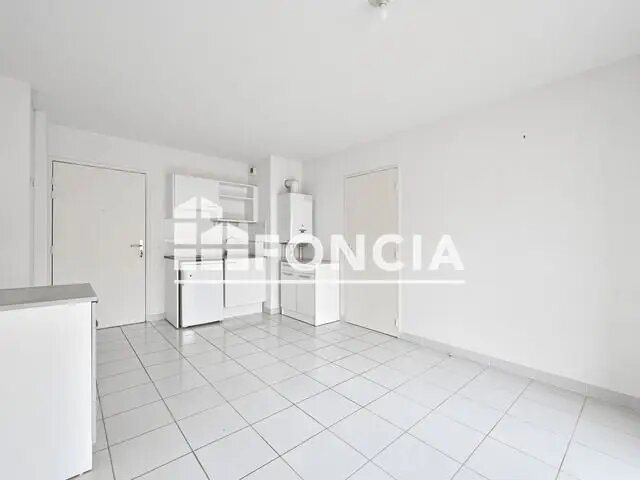 Appartement à louer, 35m², Nîmes