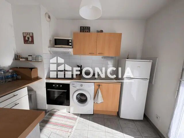 Appartement à louer, 46m², Nîmes