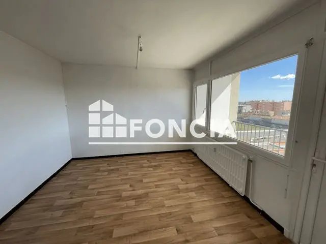 Appartement à louer, 40m², Nîmes