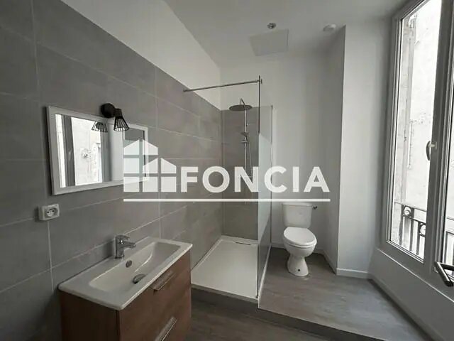 Appartement à louer, 41m², Nîmes