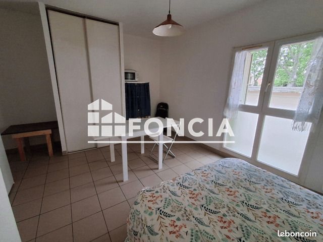 Appartement à louer, 19m², Nîmes