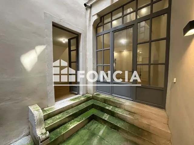 Appartement à louer, 62m², Nîmes