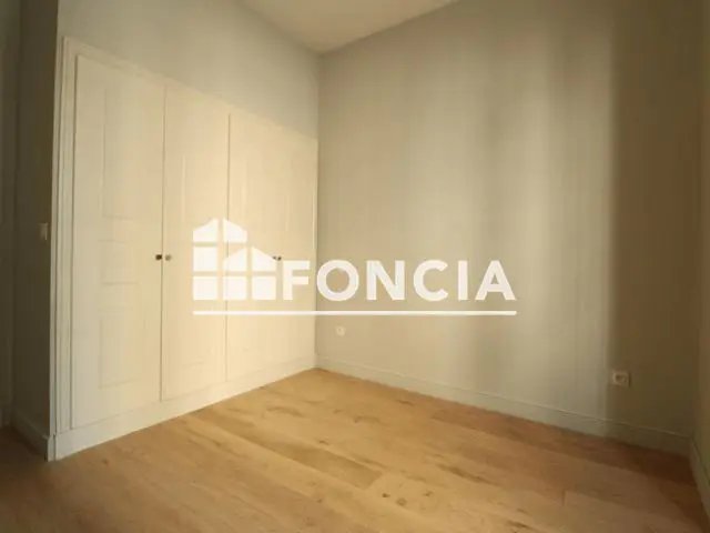Appartement à louer, 62m², Nîmes