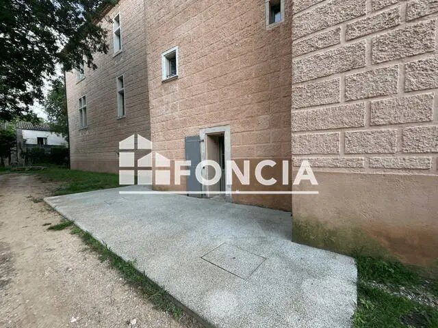Appartement à louer, 75m², Viols-en-Laval