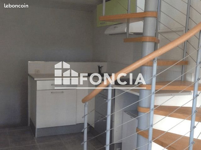 Appartement à louer, 24m², Nîmes