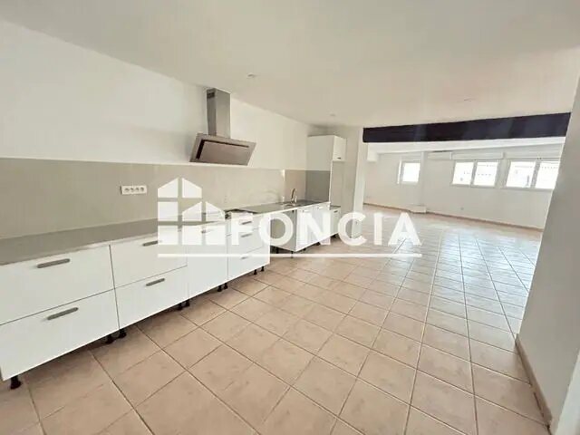 Appartement à louer, 88m², Marsillargues
