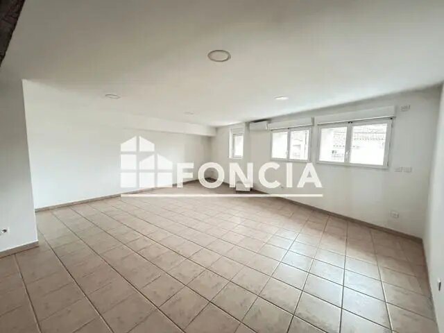 Appartement à louer, 88m², Marsillargues