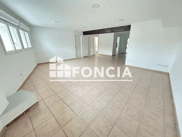 Appartement à louer, 88m², Marsillargues