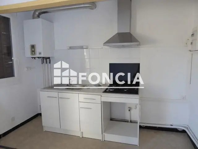 Appartement à louer, 35m², Nîmes