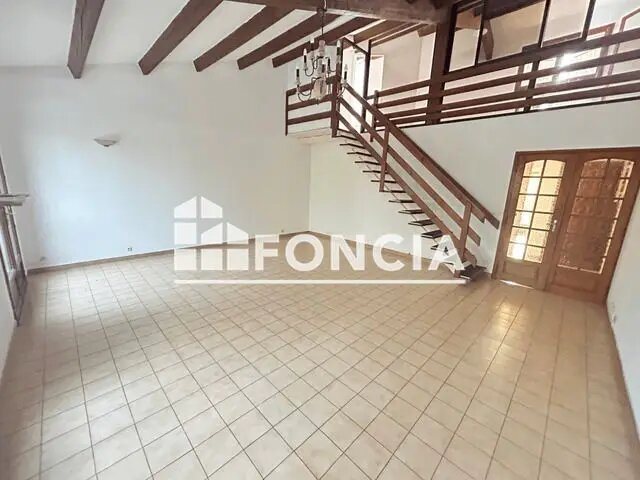Maison à louer, 111m², Lunel