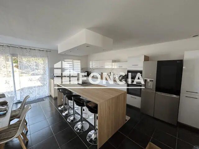 Maison à louer, 118m², Saint-Gervasy