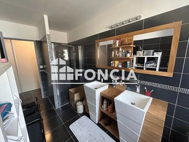 Maison à louer, 118m², Saint-Gervasy
