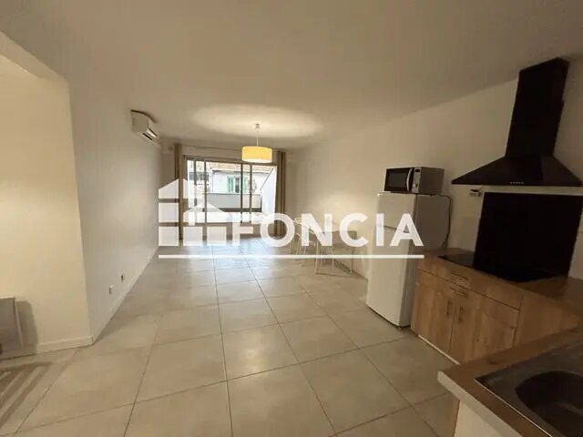 Appartement à louer, 38m², Nîmes