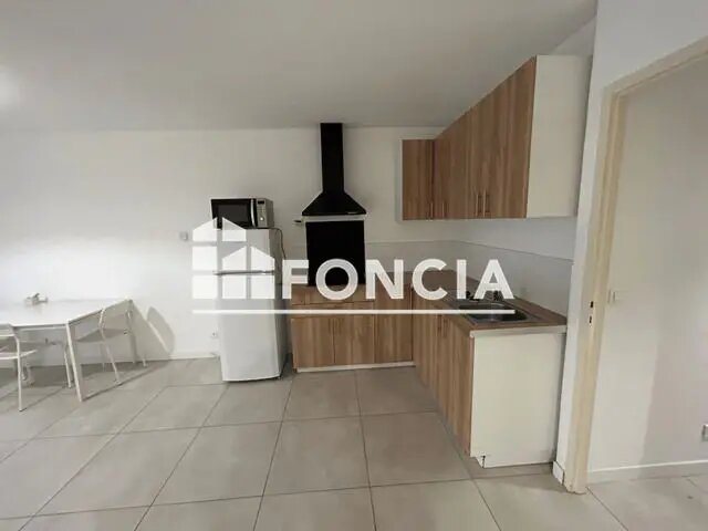 Appartement à louer, 38m², Nîmes