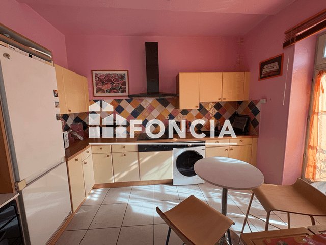 Appartement à louer, 68m², Nîmes