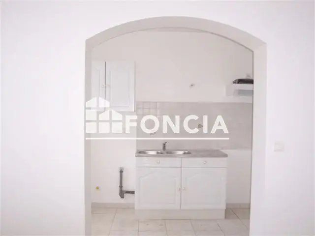 Appartement à louer, 35m², Bezouce