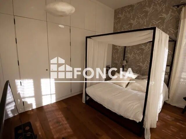 Appartement à louer, 109m², Nîmes