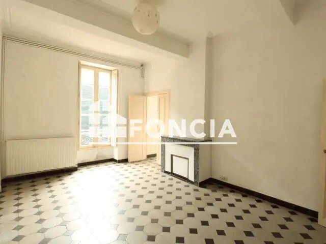 Appartement à louer, 106m², Nîmes