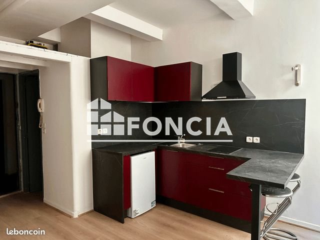 Appartement à louer, 16m², Nîmes