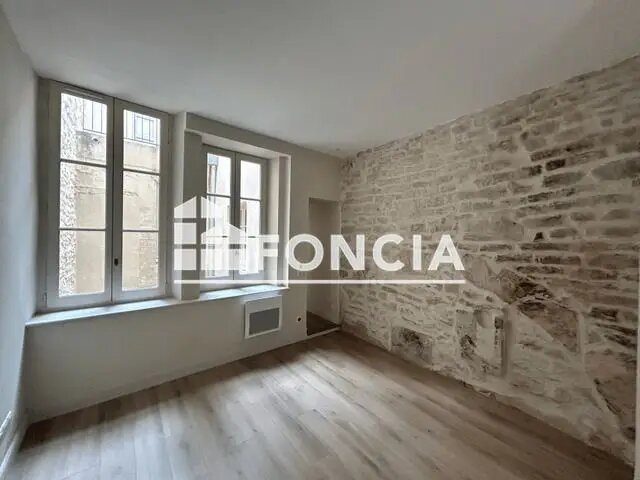 Appartement à louer, 47m², Nîmes
