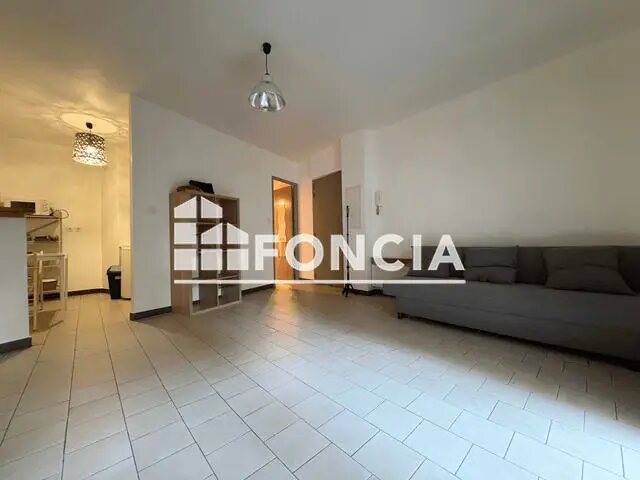 Appartement à louer, 26m², Nîmes