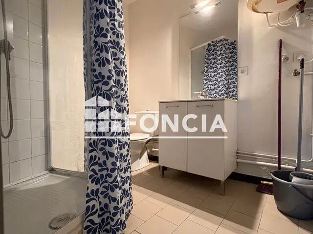 Appartement à louer, 26m², Nîmes