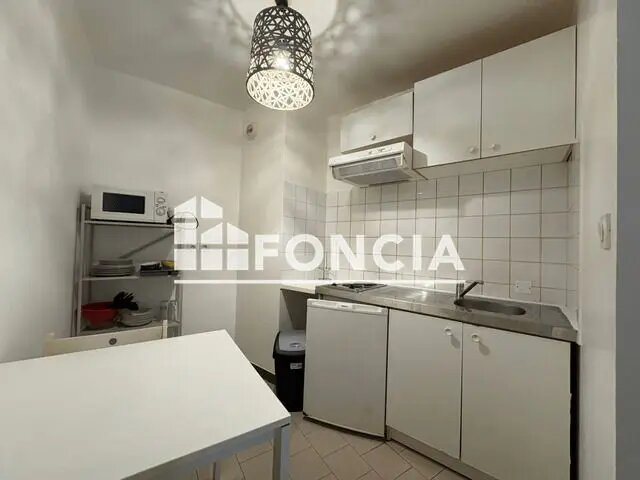 Appartement à louer, 26m², Nîmes