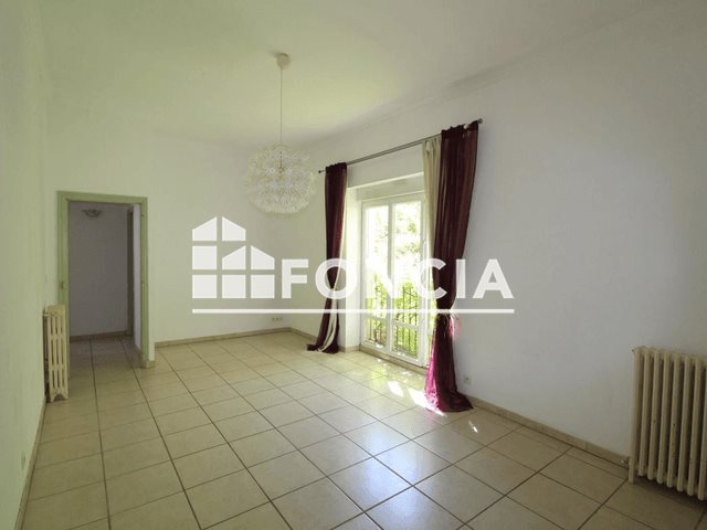 Appartement à louer, 83m², Nîmes