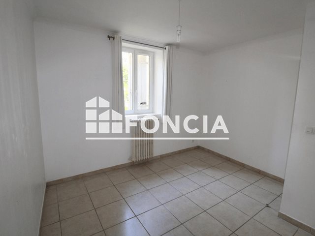 Appartement à louer, 83m², Nîmes