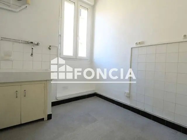 Appartement à louer, 35m², Nîmes