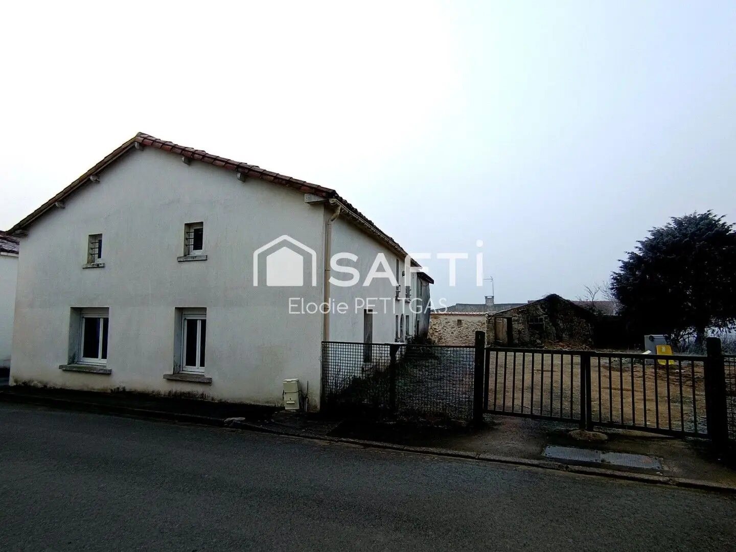 Maison à vendre, 120m², Mervent