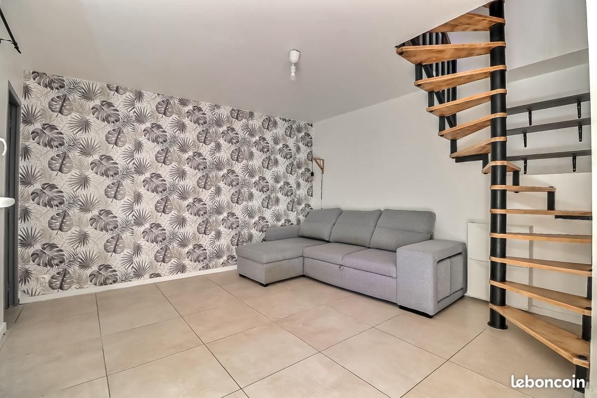 Maison à louer, 51m², Jonquières-Saint-Vincent