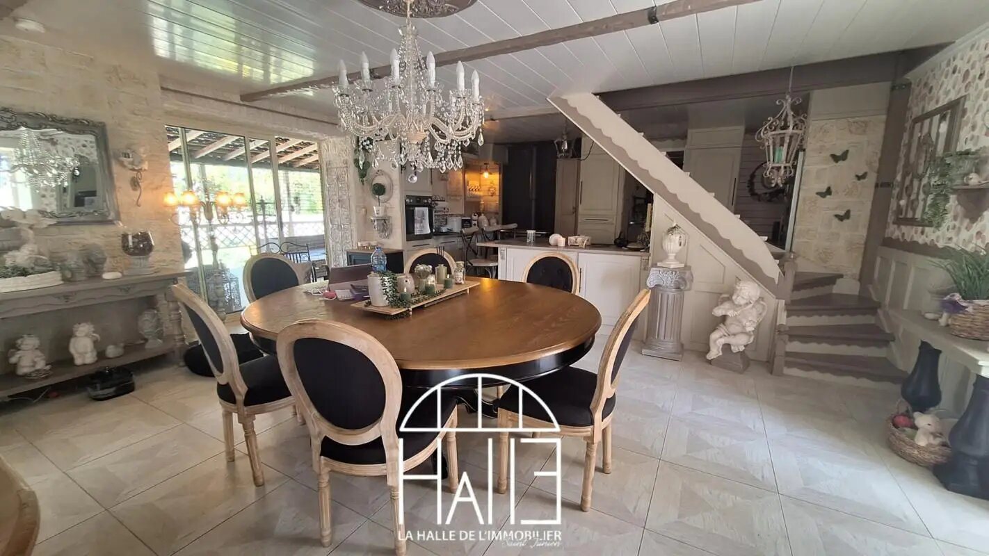Maison à vendre, 146m², Chassenon