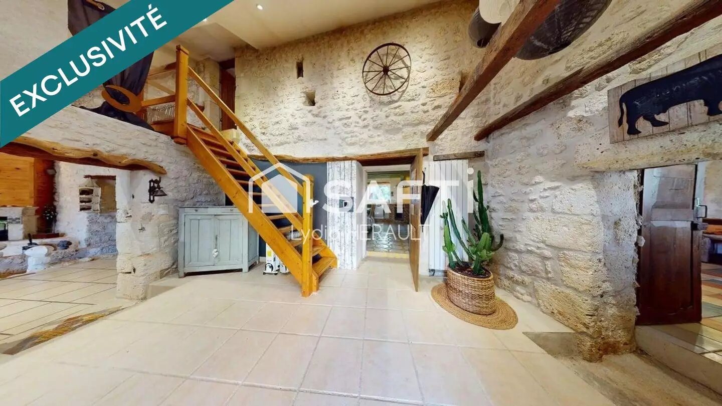 Maison à vendre, 374m², Roullet-Saint-Estèphe