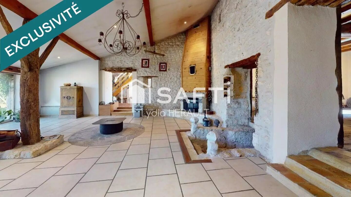 Maison à vendre, 374m², Roullet-Saint-Estèphe