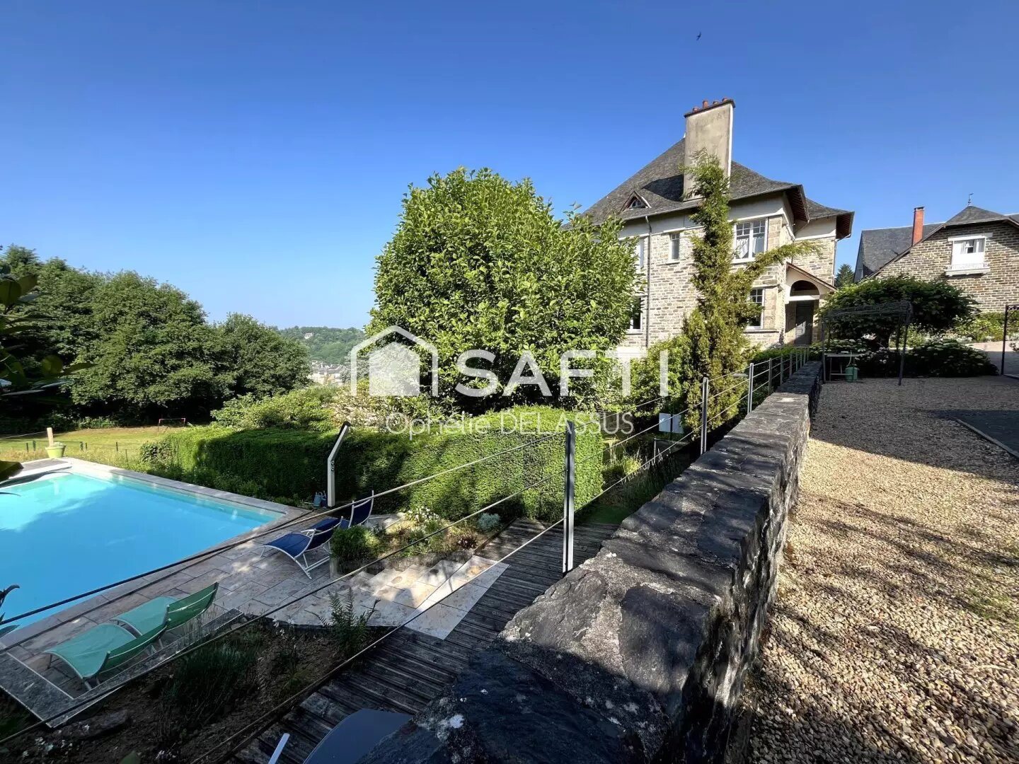 Maison à vendre, 300m², Uzerche