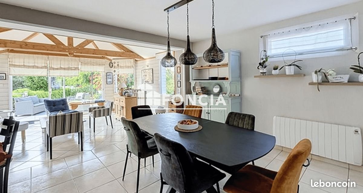 Maison à louer, 166m², Messei