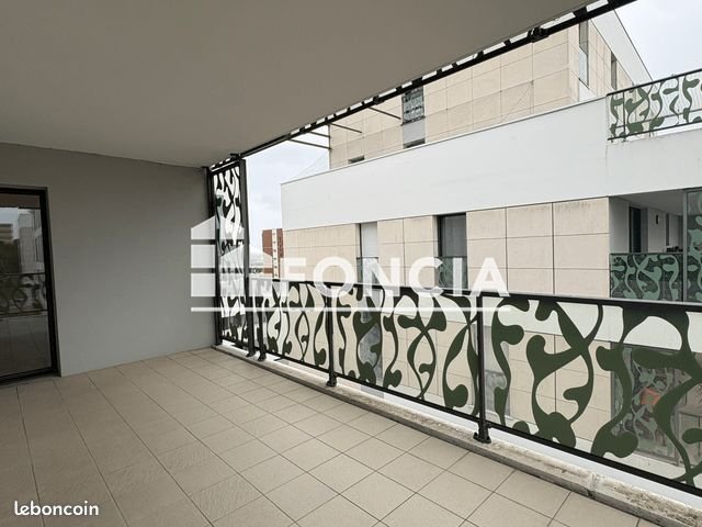 Appartement à louer, 101m², Hérouville-Saint-Clair