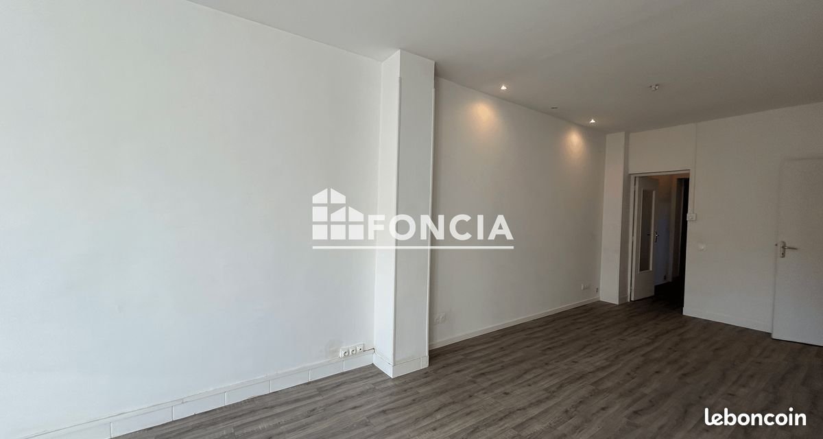 Appartement à louer, 65m², Livarot