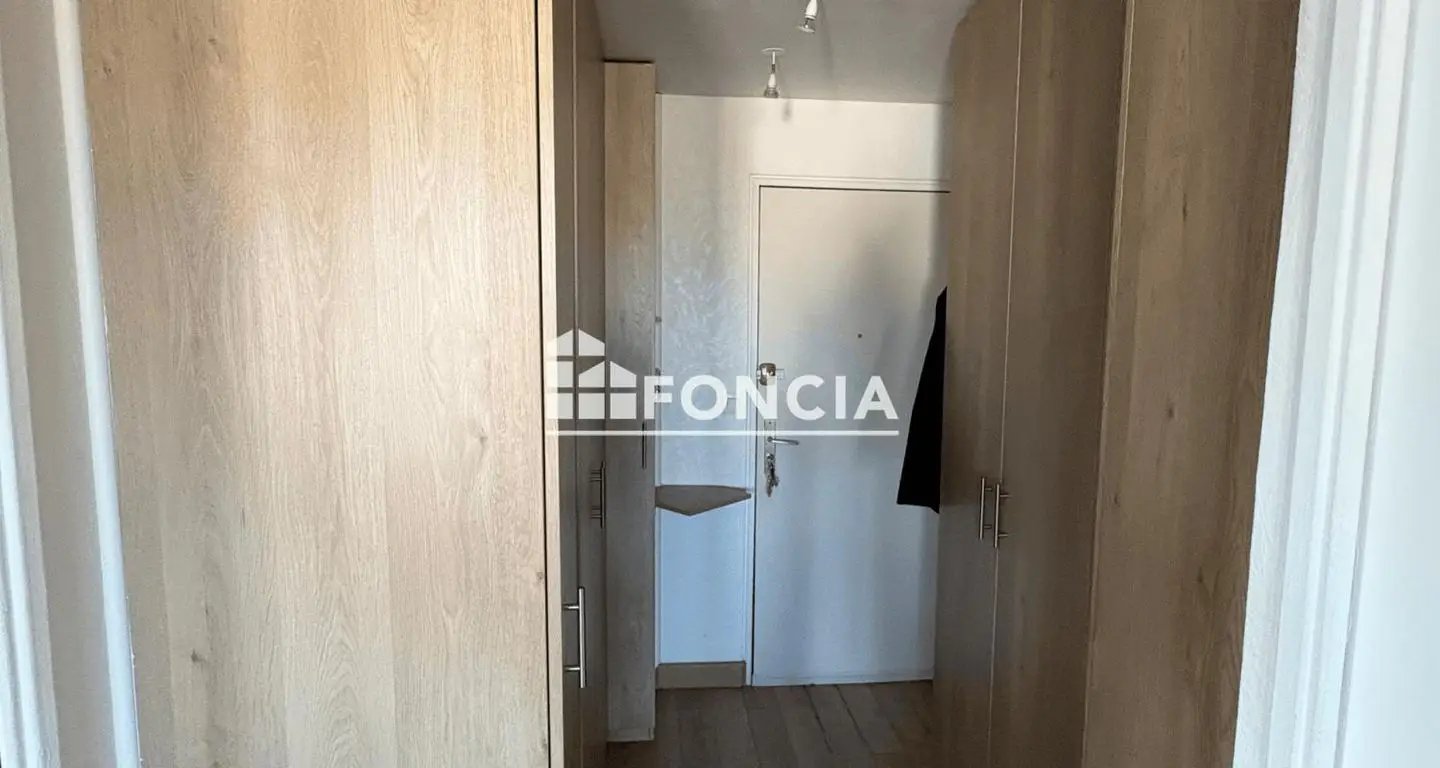 Appartement à louer, 49m², Caen