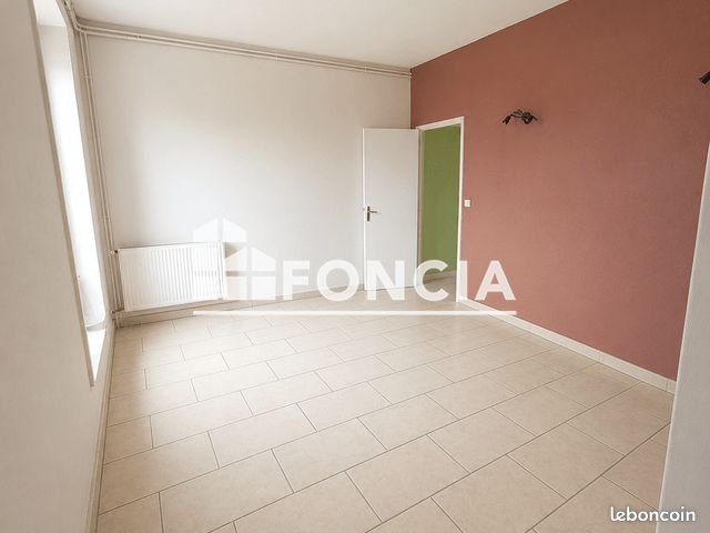 Maison à louer, 98m², Saint-Georges-des-Groseillers