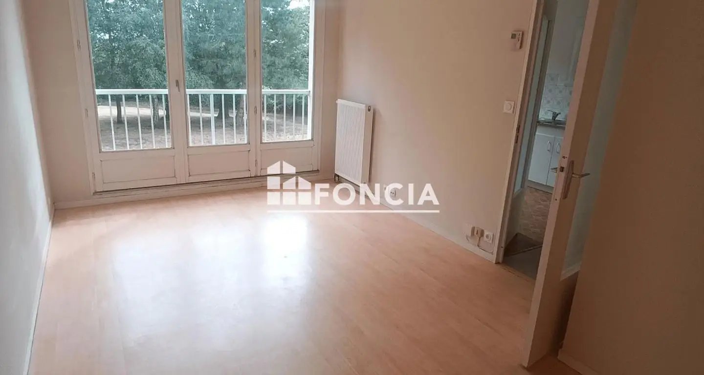 Appartement à louer, 28m², Hérouville-Saint-Clair