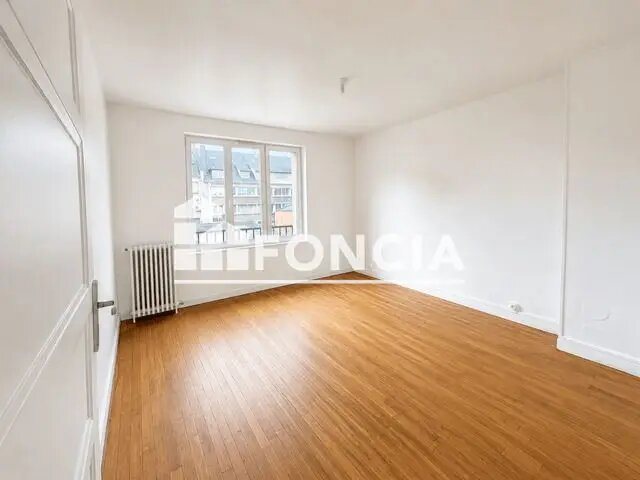 Appartement à louer, 70m², Flers