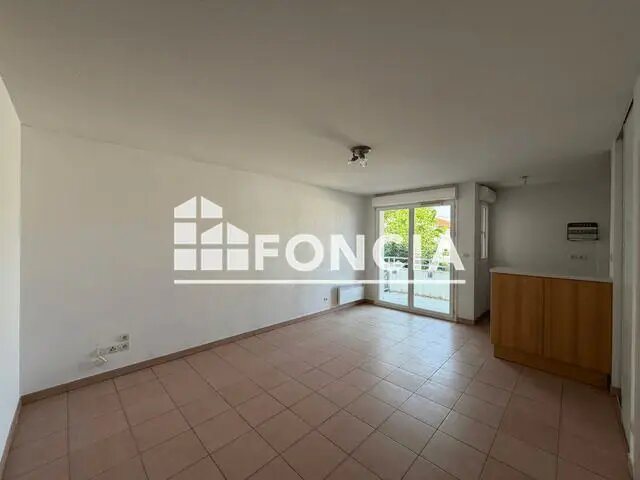 Appartement à louer, 39m², Saint-Juéry